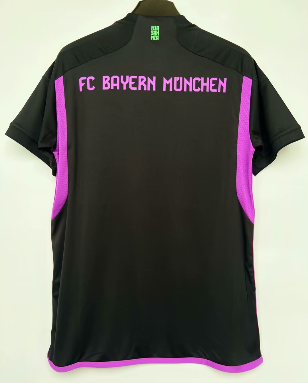Men's Bayern Munich Away Jersey 23/24
